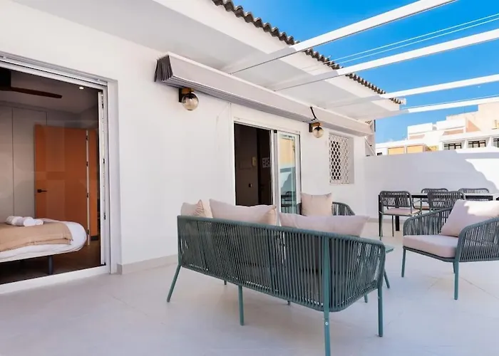 Apartment With Terrace Steps From Rems Fuengirola