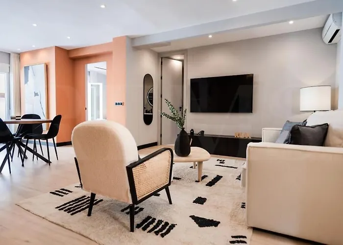 With Terrace Steps From Rems Fuengirola